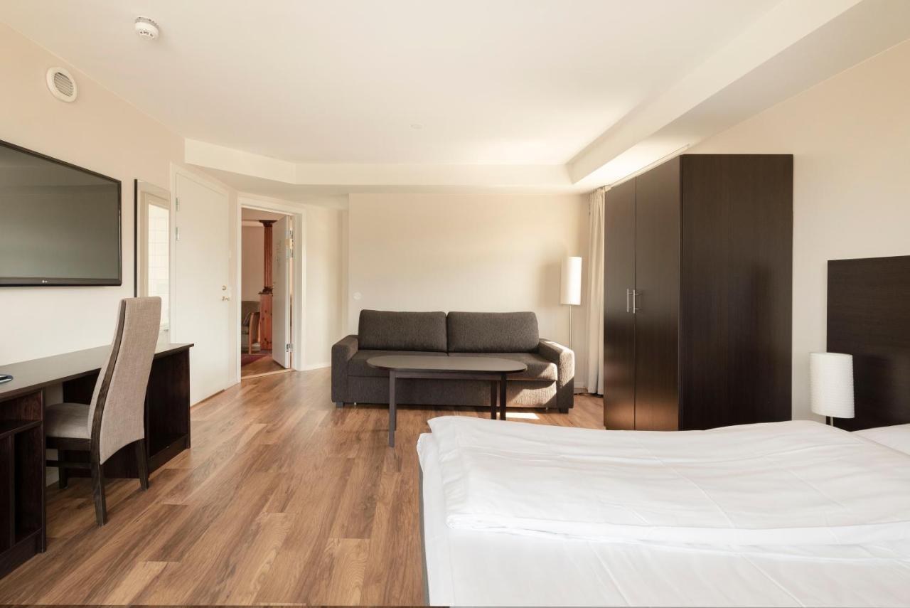 Aursnes Hotell Sykkylven Exterior photo